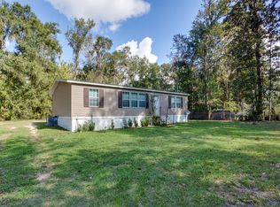 106 Bimini Ave, Satsuma, FL 32189