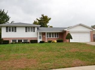 2113 Riverside Dr, South Bend, IN 46616