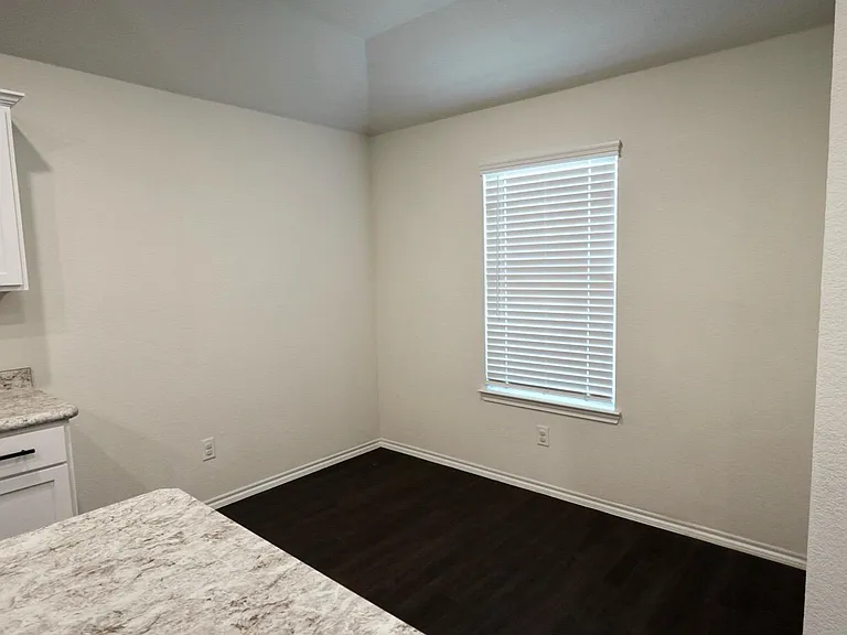 3625 Cody Ln — Photo 17