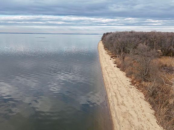 2nd image of 6520 Swan Creek Rd