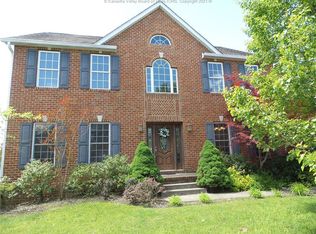 231 Northwoods Dr, Eleanor, WV 25070