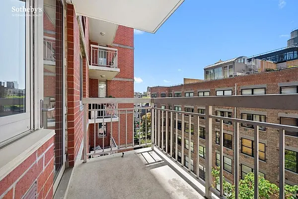 Rented by Sotheby's International Realty | media 18