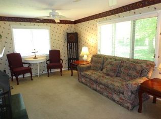 33565 Baldwin Rd, Solon, OH 44139