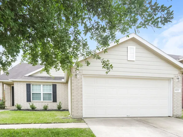 18211 Hammondsport Ln, Cypress, TX 77429