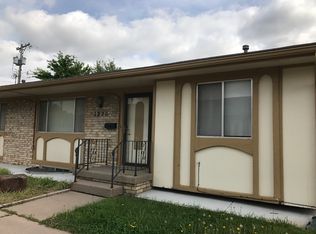 1220 S Governeour Rd, Wichita, KS 67207