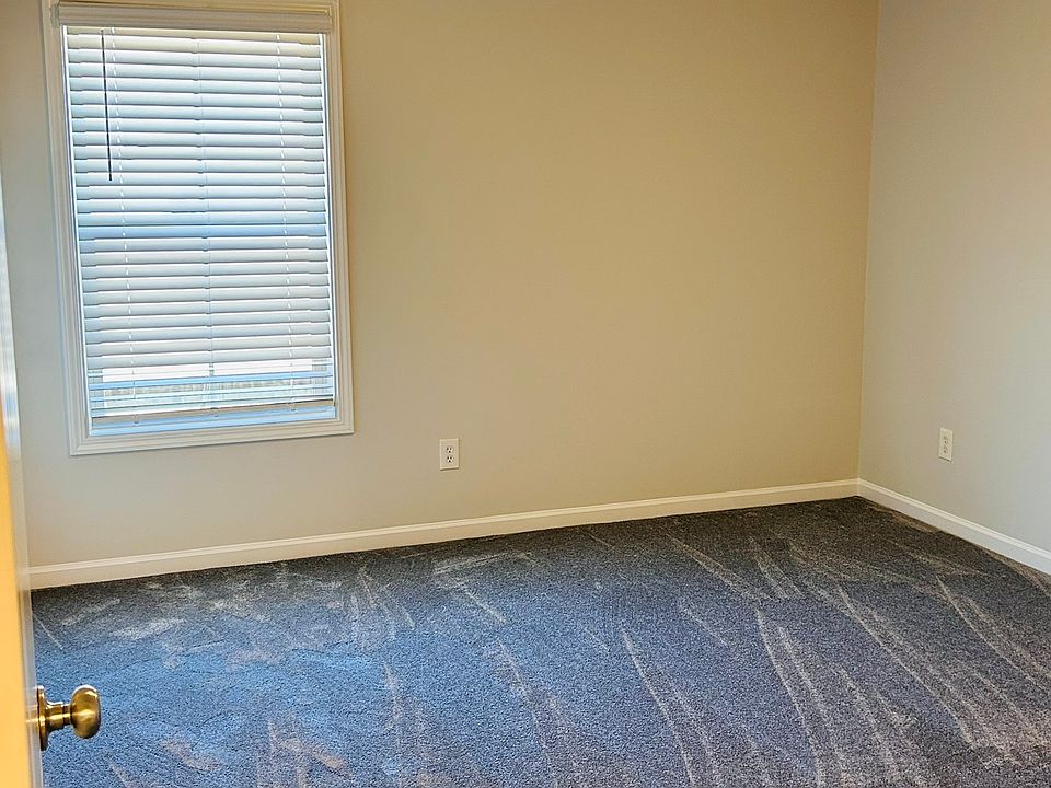 Bedroom 3 (Upstairs)