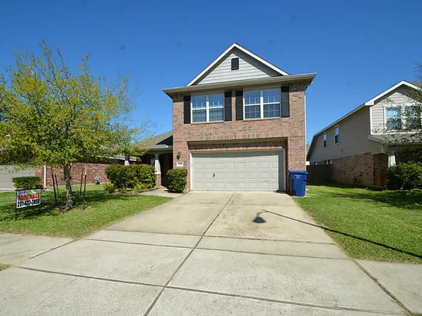 5431 Rio Dr, Baytown, TX 77521
