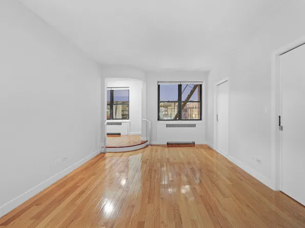 252 East 61st Street image 1 of 8