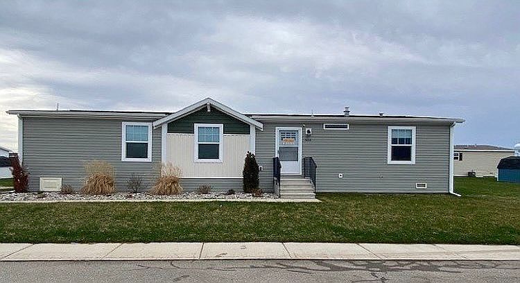 1st image of 7410 Unicorn Ave SE