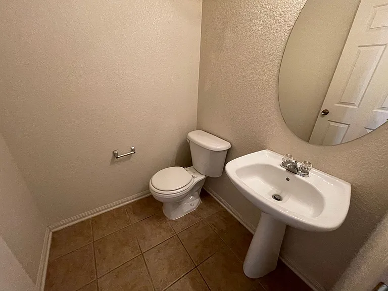 3407 Catalina Dr — Photo 21