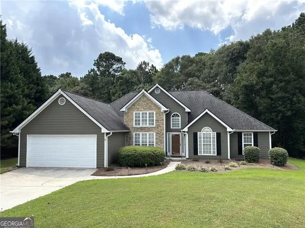 2989 Plantation Run Ct, Loganville, GA 30052