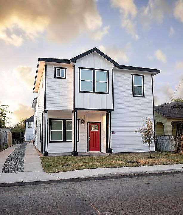 1st image of 323 Gabriel St #101
