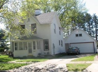 727 N Walnut St, Reedsburg, WI 53959