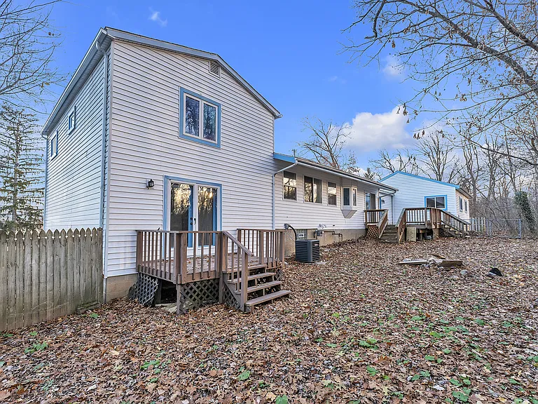 8165 Leonard Dr — Photo 48