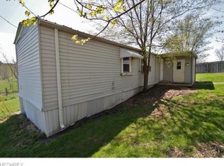 670 Blackwood Ln, Norwich, OH 43767