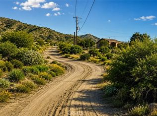 15 Cedar Dr, Morongo Valley, CA 92256