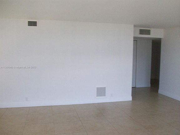 2nd image of 1901 Brickell Ave APT B1708