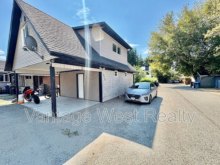 578B Cadder Ave — Photo 19