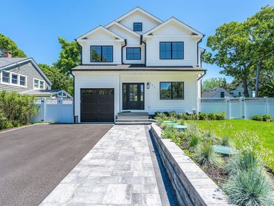 405 S Oakwood Drive, Laurel, NY, 11948