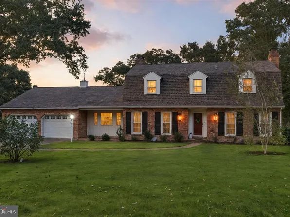 1 Heidelberg Ct, Bernville, PA 19506