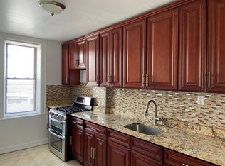 6057 Metropolitan Ave FLOOR 1, Ridgewood, NY 11385