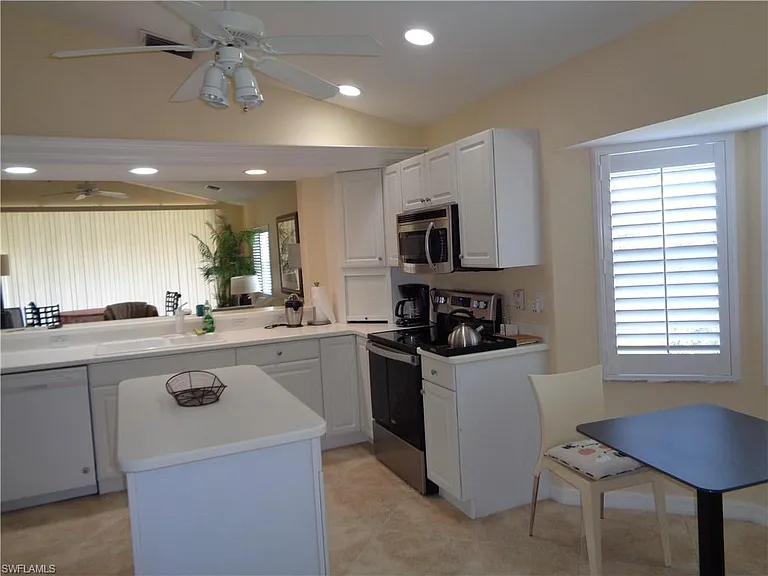 6115 Reserve Cir #2004 — Photo 8