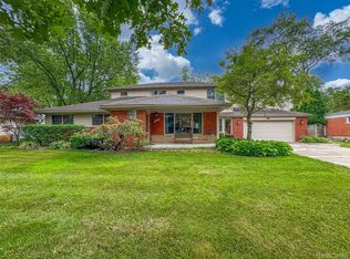 1304 Midland Blvd, Royal Oak, MI 48073