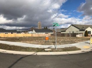 5121 Nickolas Dr, Klamath Falls, OR 97603