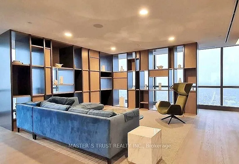 7 Grenville St W #5203 — Photo 26
