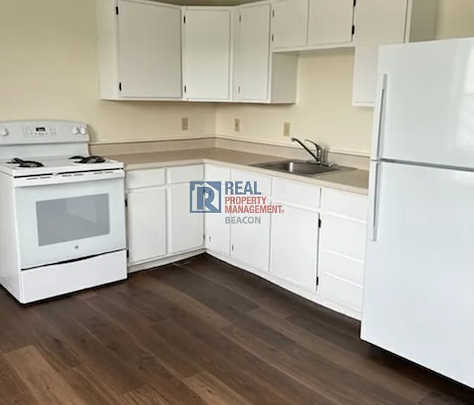 56 Lantern Ln #4 — Photo 1