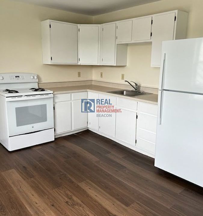 1st image of 56 Lantern Ln APT 4