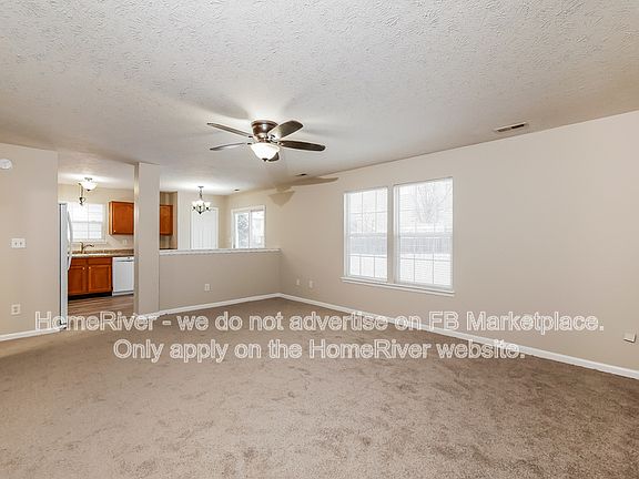 2nd image of 1142 E Mill Run Blvd