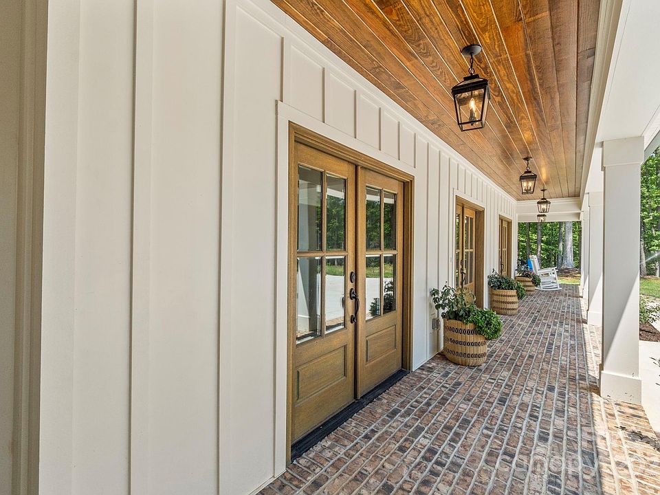 1033 Brandon Rd, Clover, SC 29710 | Zillow