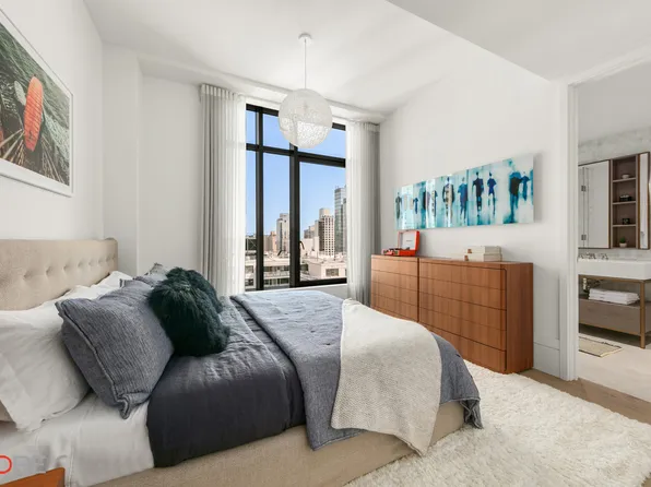 310 East 86th Street image 11 of 21