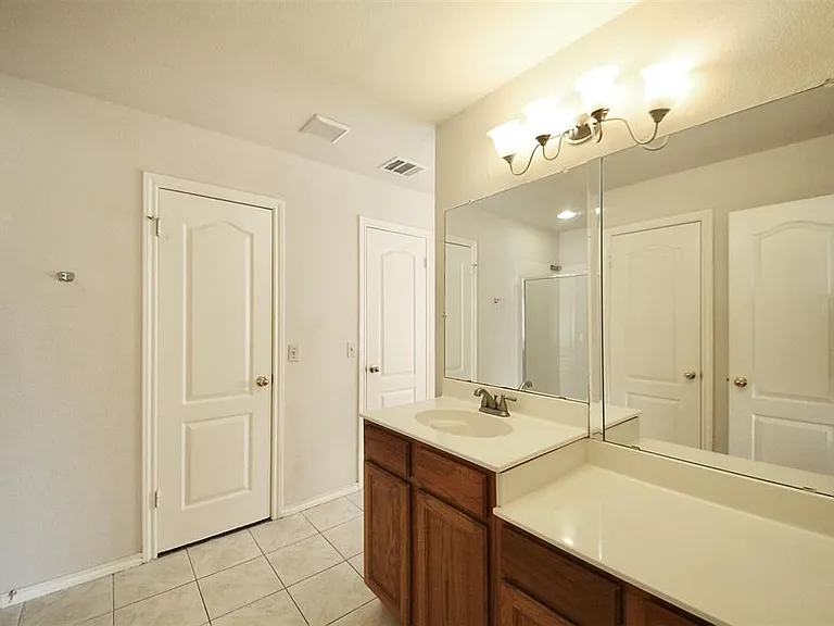 1204 Stepp Bnd — Photo 12
