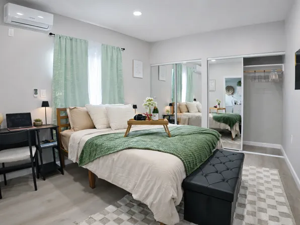 (undisclosed Address), Fullerton, CA 92832