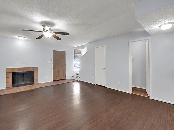 5th image of 3741 Bonnie Dr APT C
