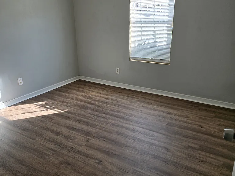 6145 Lauren Ln — Photo 12