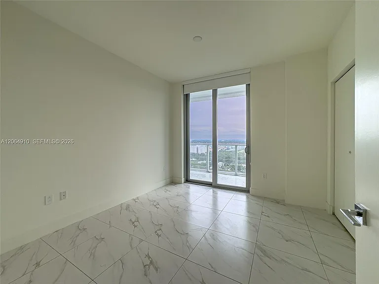 2000 Metropica Way #2009 — Photo 26