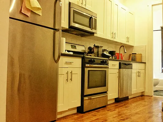 Rented by TheRealEstateCompany.com LLC | media 51