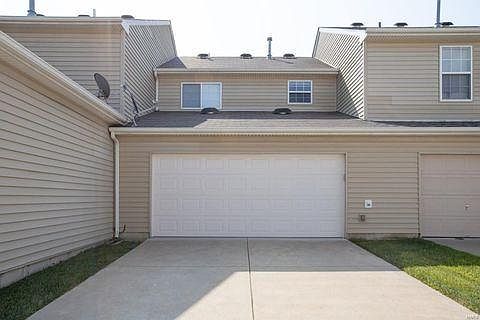 Attached oversized 2 car garage