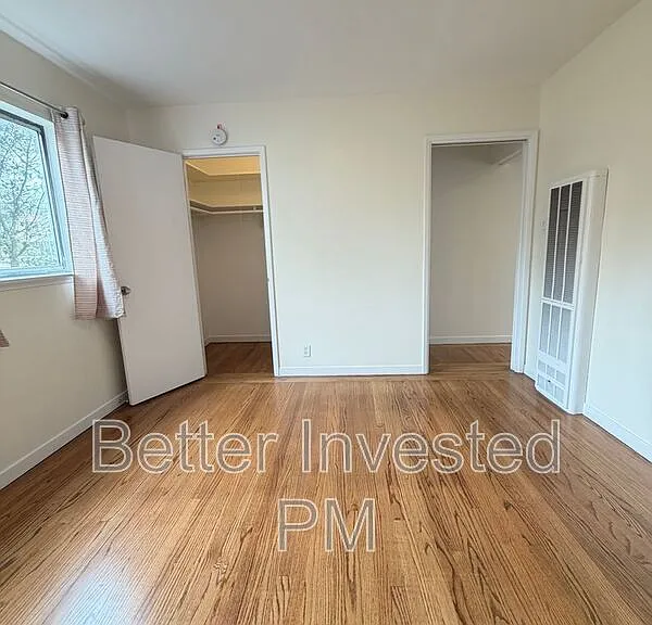 2400 39th Ave #4 — Photo 5