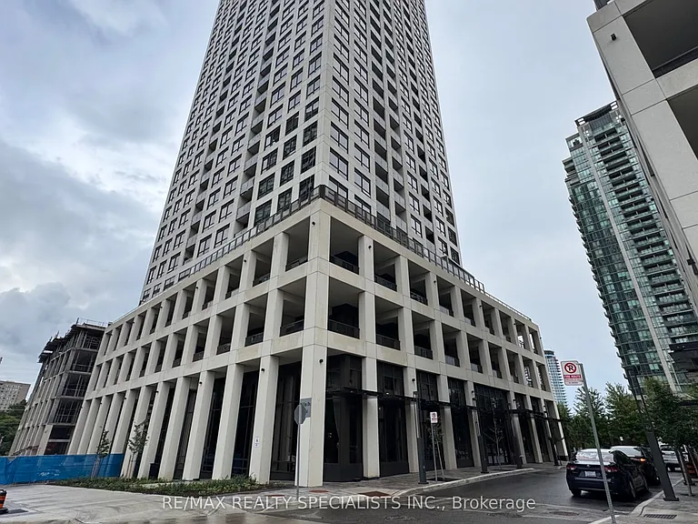 30 Elm Dr W #3103 — Photo 1