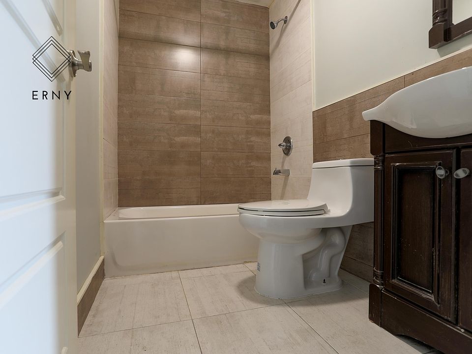 1st image of 296 Cooper St #2A
