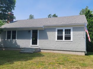 15 Iris Ave, York, ME 03909