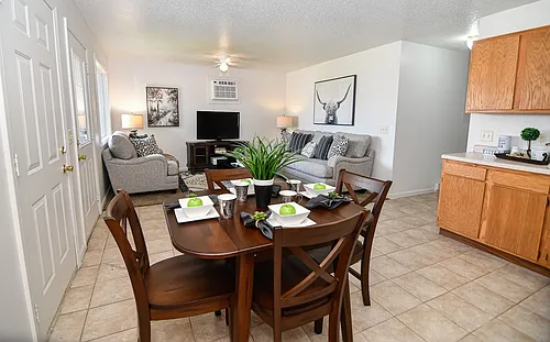 403 Plaza Heights Rd #A Photo 1