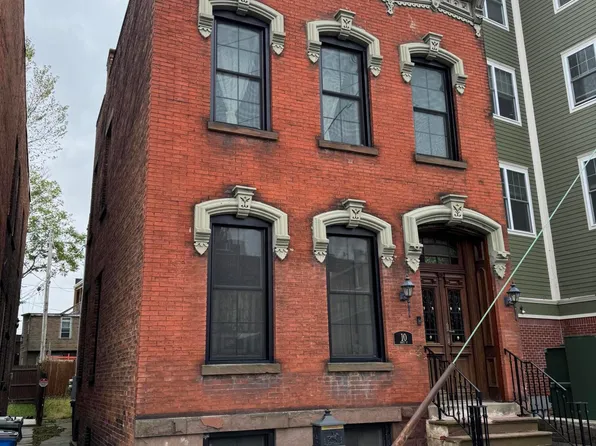 10 White Street, Cohoes, NY 12047