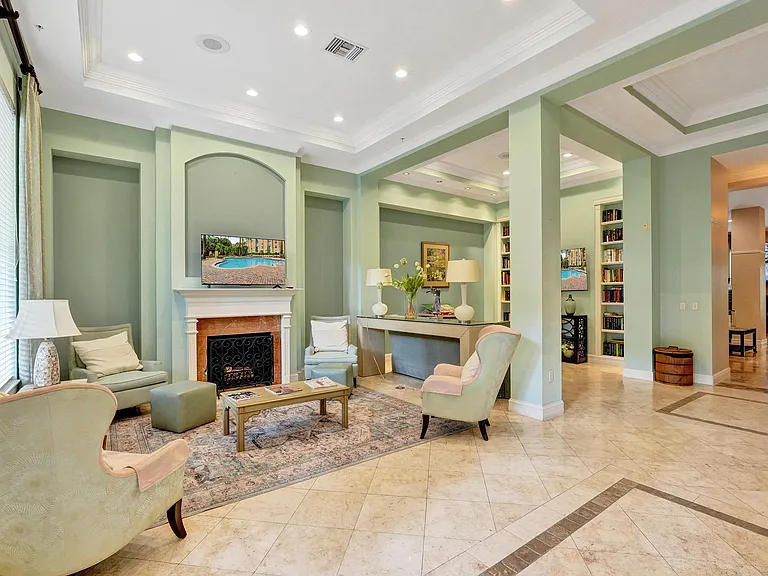 651 Okeechobee Blvd #1010 — Photo 43