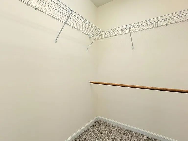504 Cedar Lakes Dr — Photo 15