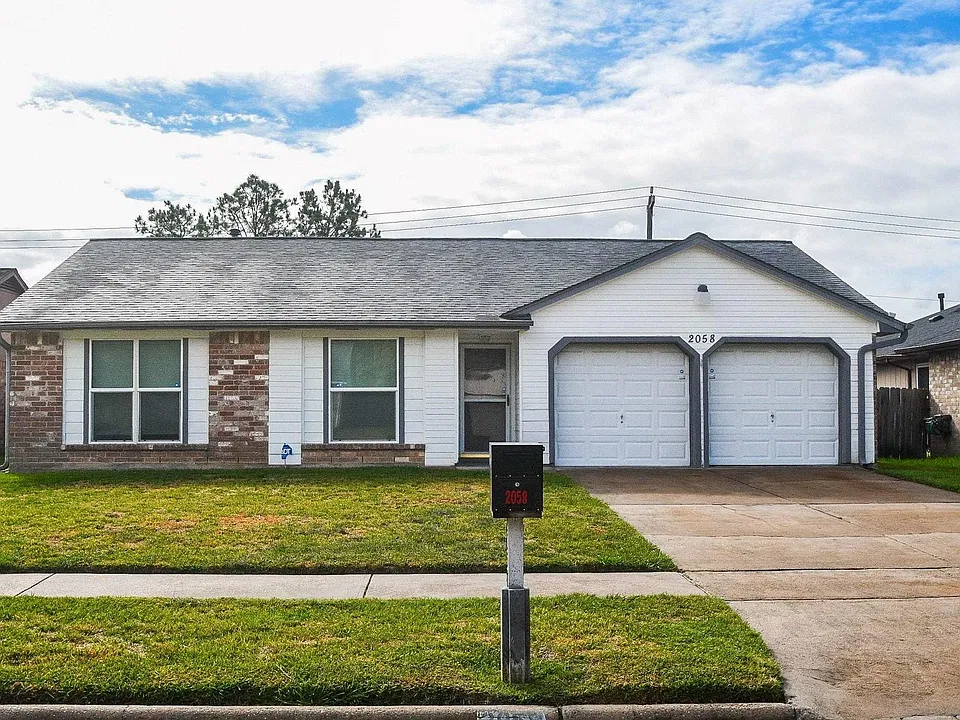 2058 Feather Ridge Dr